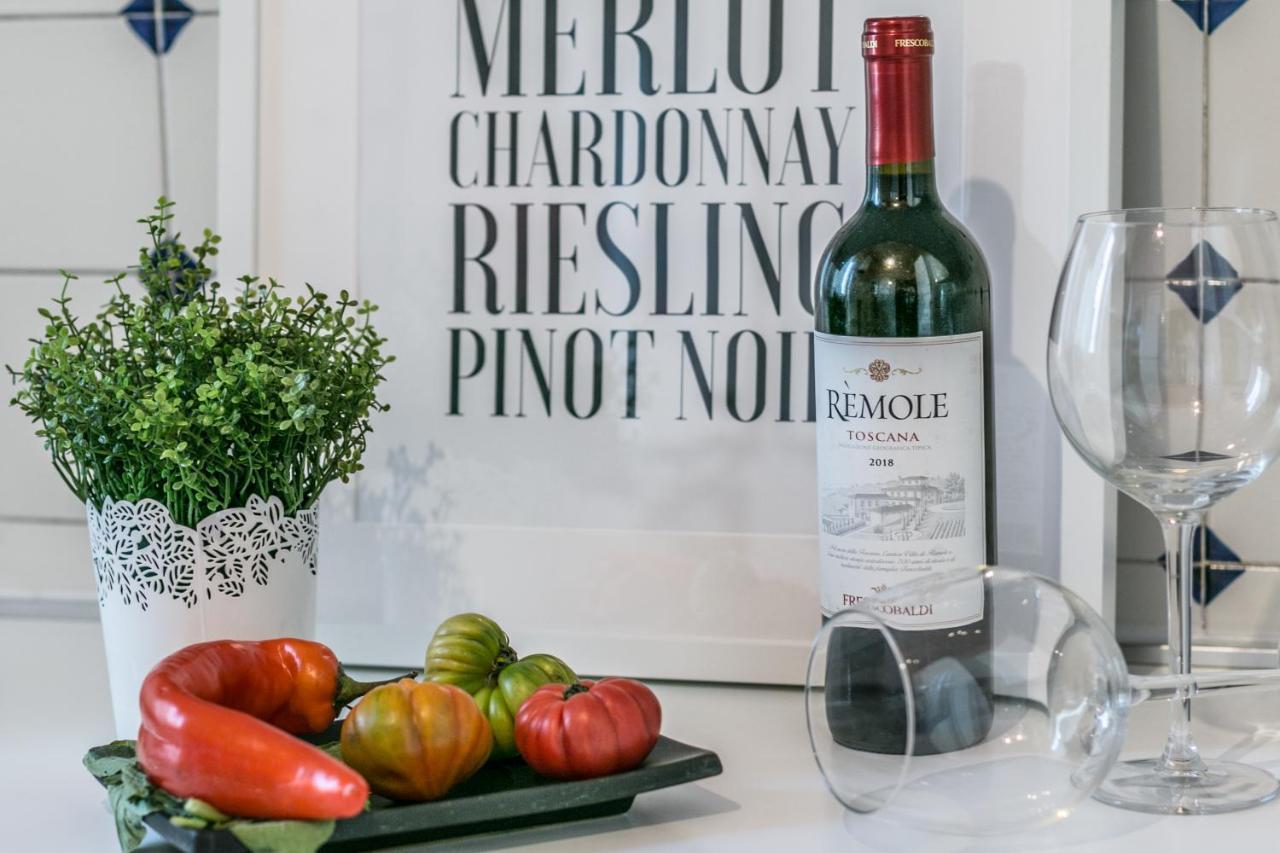 Wine Apartments Florence Franciacorta ภายนอก รูปภาพ